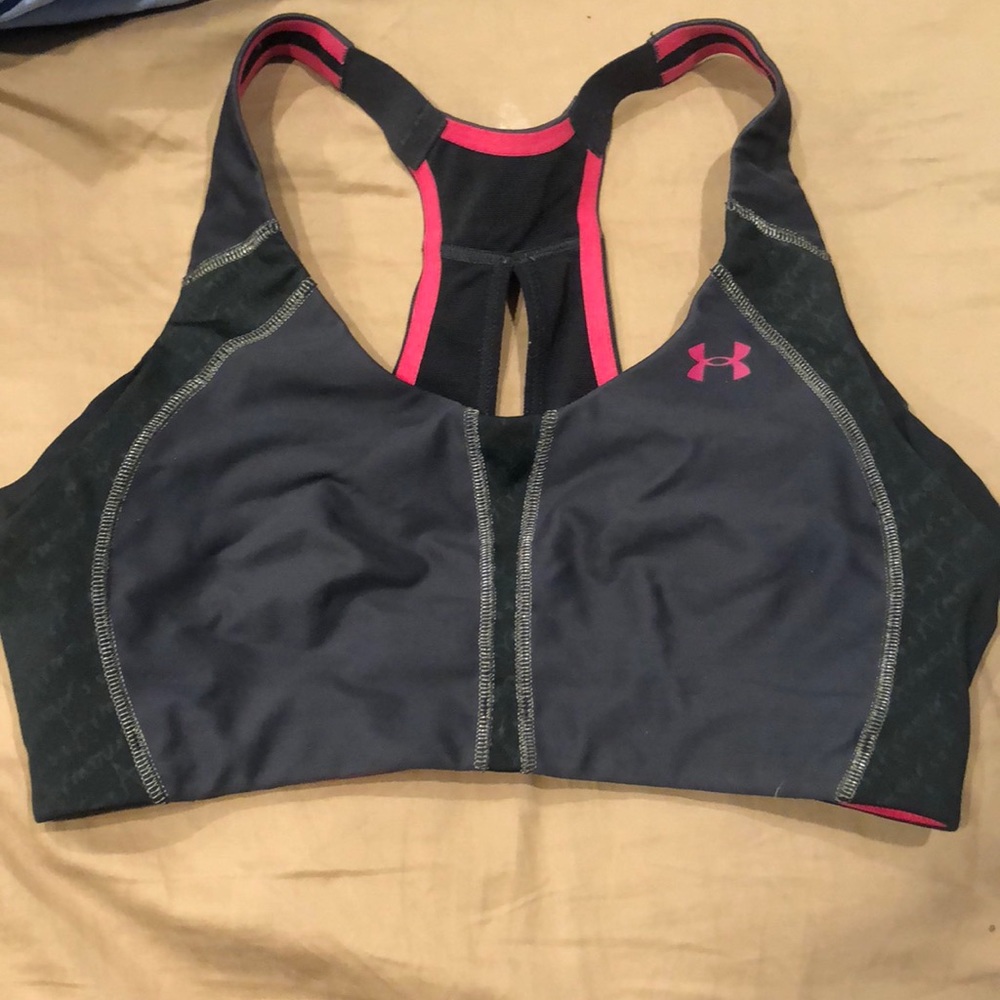 34C Under Armour Heat Gear Sports Bra